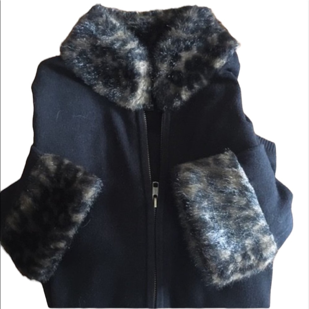 Black zip up sweater with faux fur cuffs and collar size M